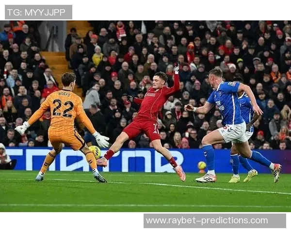 中超精彩对决尤文图斯狂胜切尔西乌龙球引发全场热潮与十大进球回顾