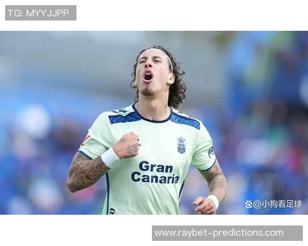 莱比锡狂胜曼联五球绝杀引发转会风波全场沸腾